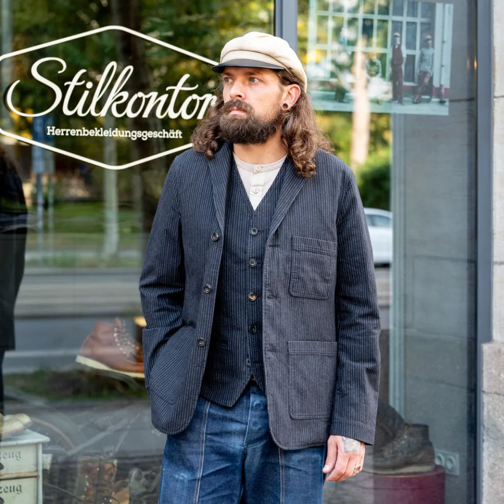 Daniel Classic Waistcoat Black Pin